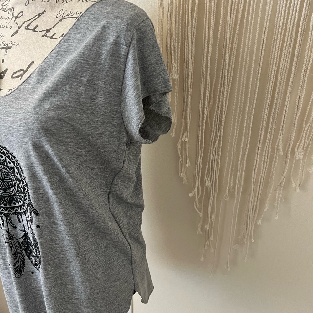 Casual V neck Tee - Picture 5 of 7